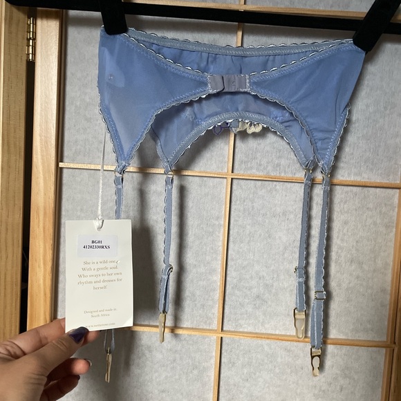 SOLD- Victoria's Secret Bonnie Garter - Nette Rose - Picture 4 of 4